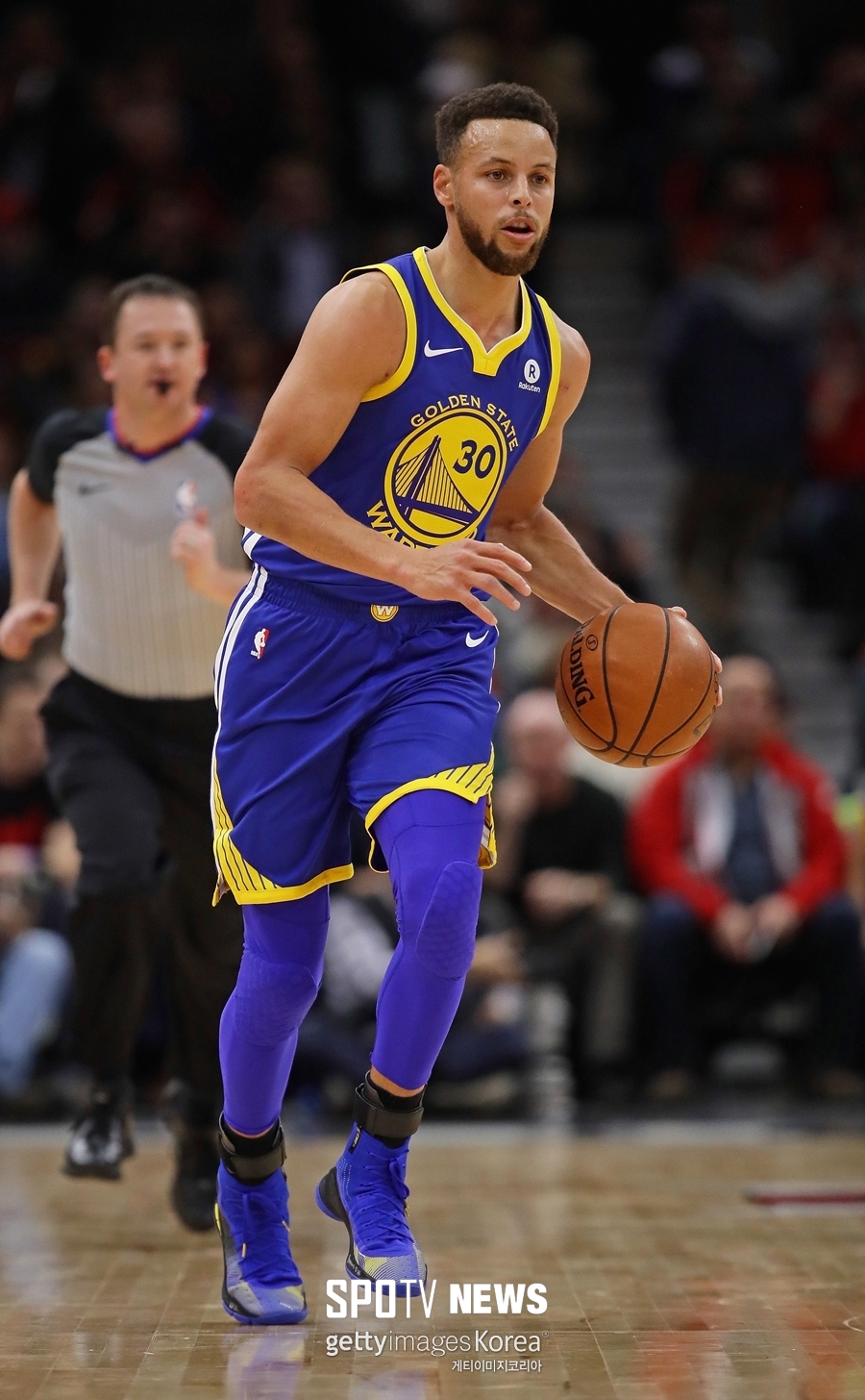 NYK 제압한 GSW, 커리의 3P 8개-32득점