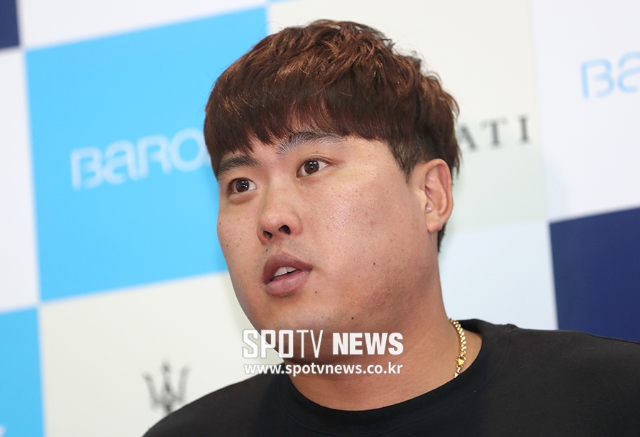 [포토S] 류현진, "아침마다 좋은 소식 전하겠다"