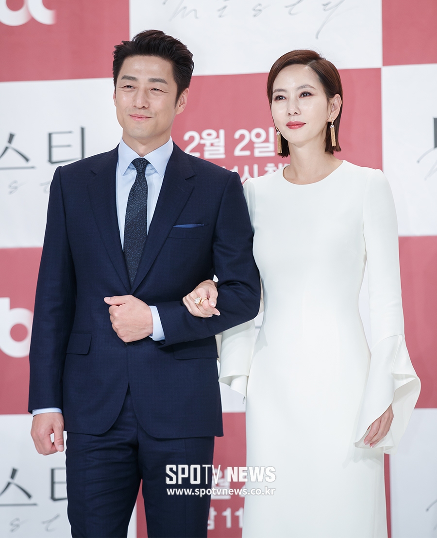 [포토S] 지진희-김남주, 김승우 질투할 완벽한 커플샷