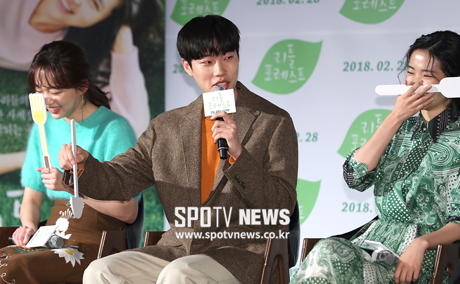 [포토S] 류준열, 빵! 터뜨리는 예능감