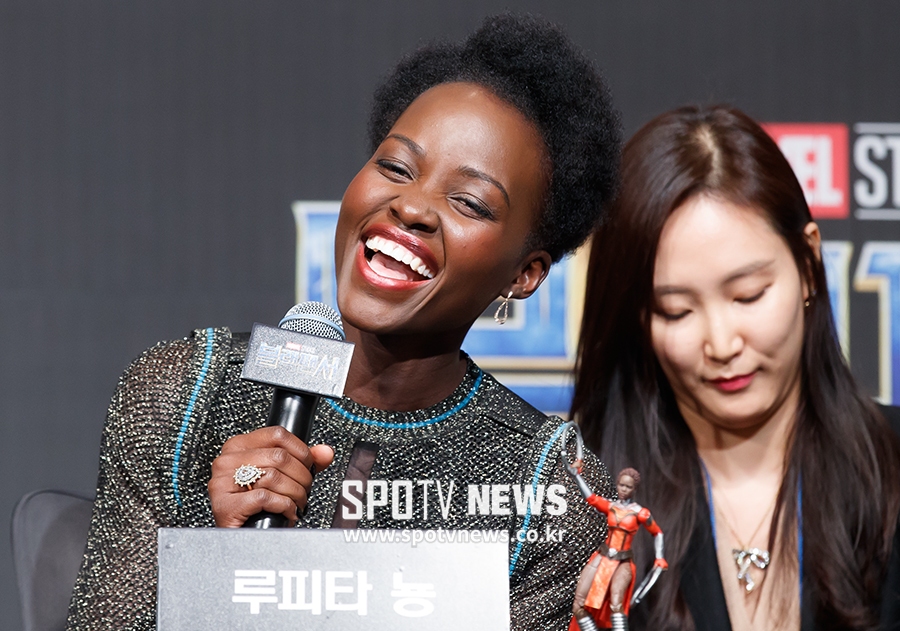 [포토S] 루피타 뇽, 아름다운 미소 활짝