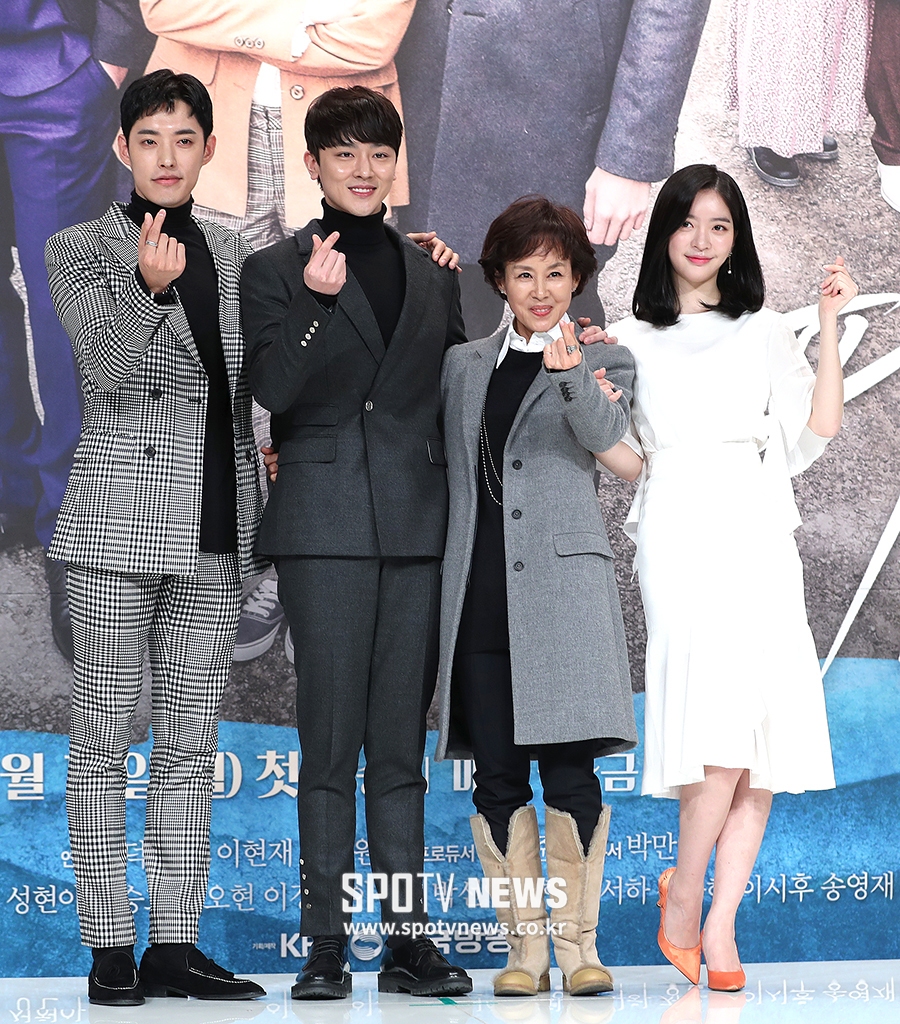 [포토S] 정헌-장재호-이경진-조아영, 복실이네!