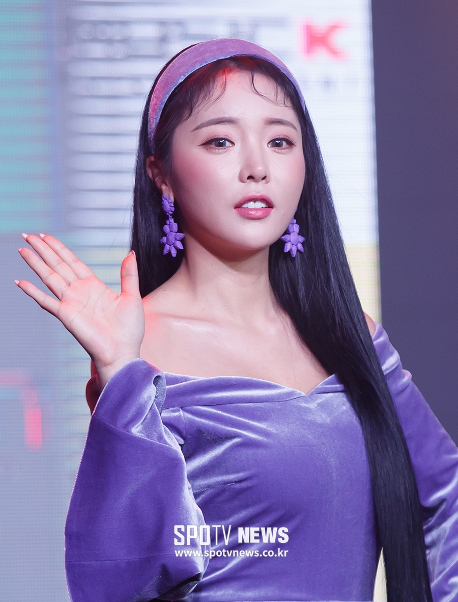 [포토S] 홍진영, 섹시한 '트로트 요정'