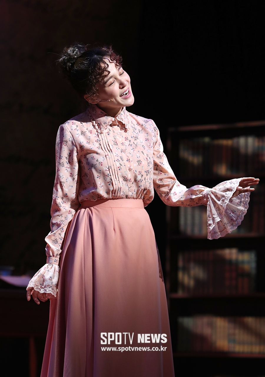 [포토S] 아이비, 연기에 취해