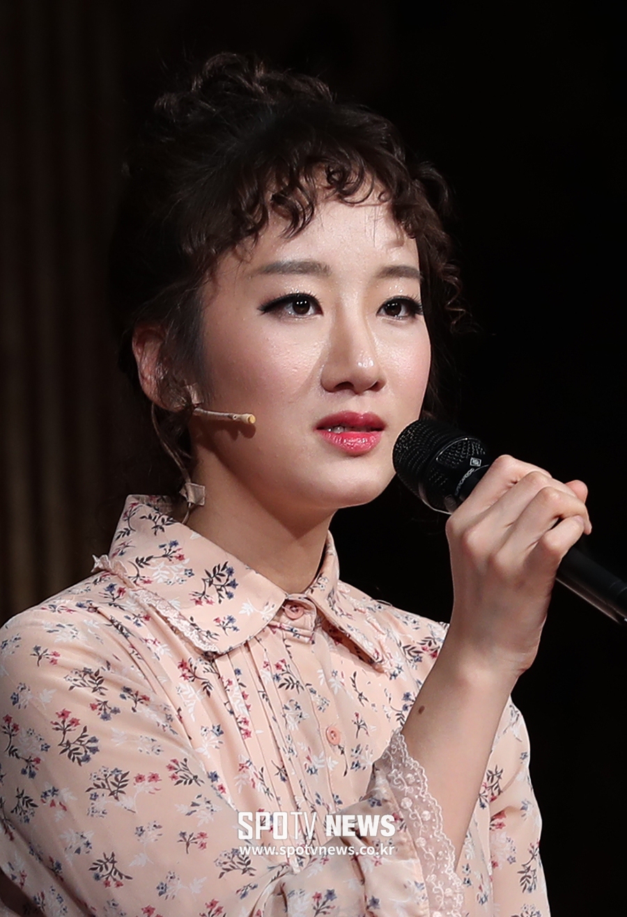 [포토S] 유리아, '레드북 기대해 주세요'