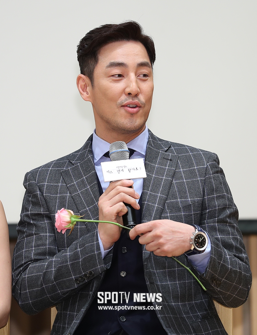 [포토S] 김성수, 갈비뼈 투혼