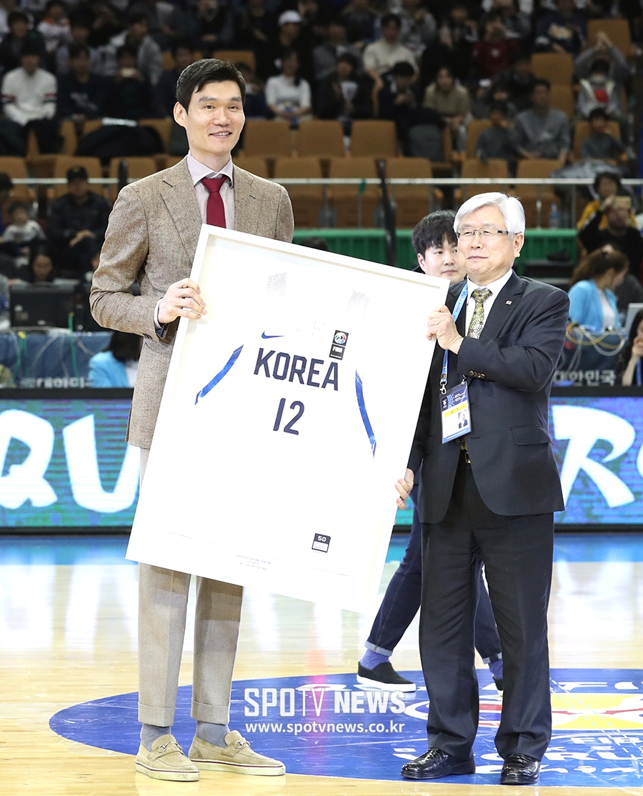 [포토S] 김주성, 16년 국가대표 은퇴식