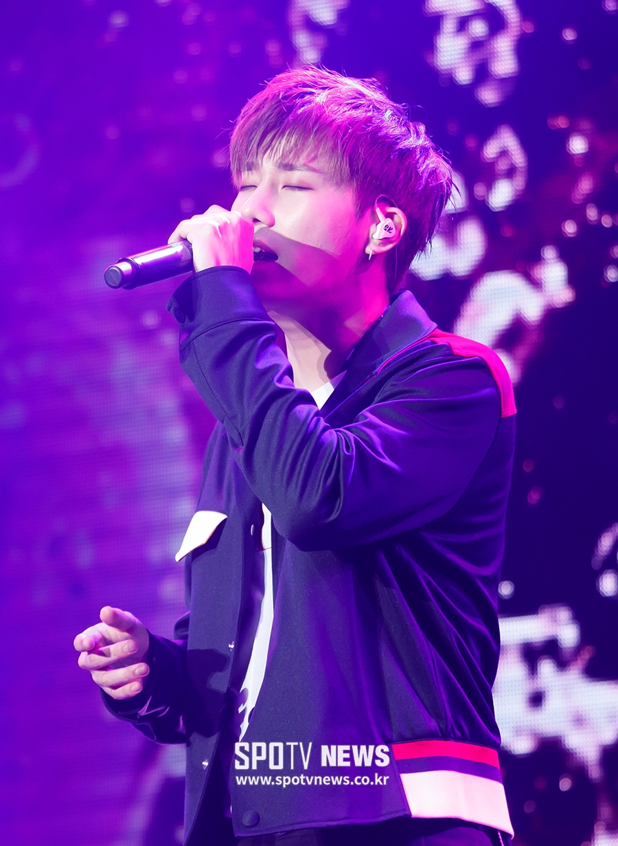 [포토S] 김성규, 아련한 멜로디