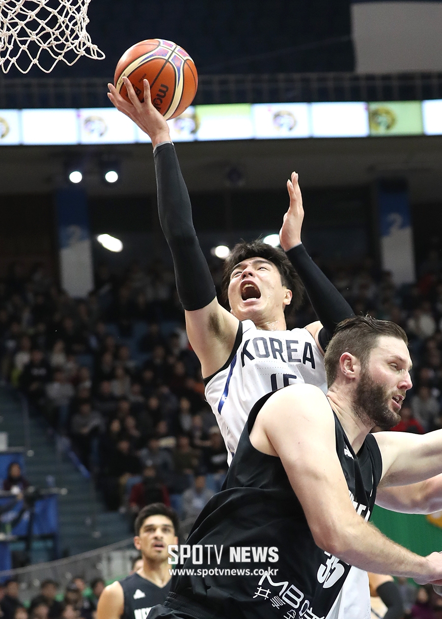 [포토S] 김종규, '제발 들어가라'