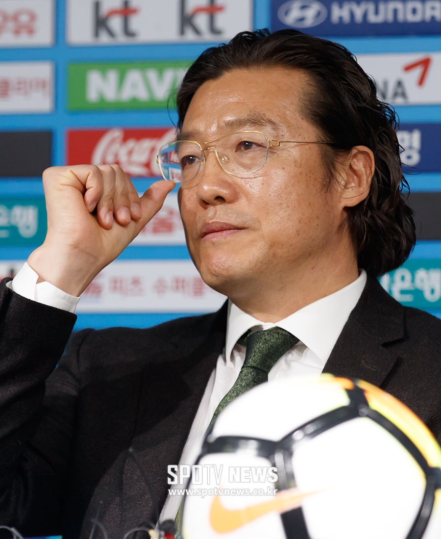 [일문일답] 김학범 택한 김판곤 위원장, “협회 신뢰 회복 위해, 투명하게 뽑았다”