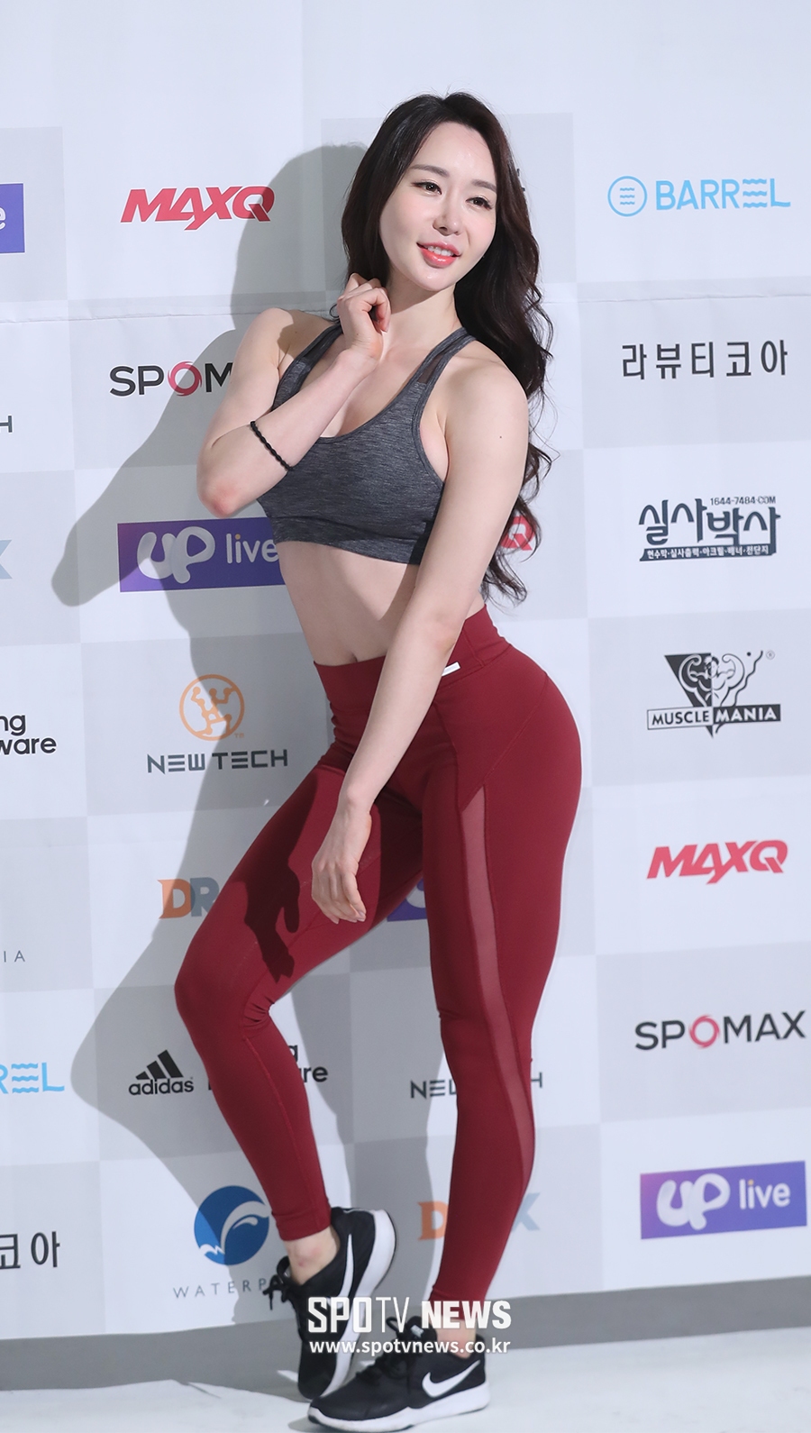 [포토S] 김효진, 탄탄한 히프 라인