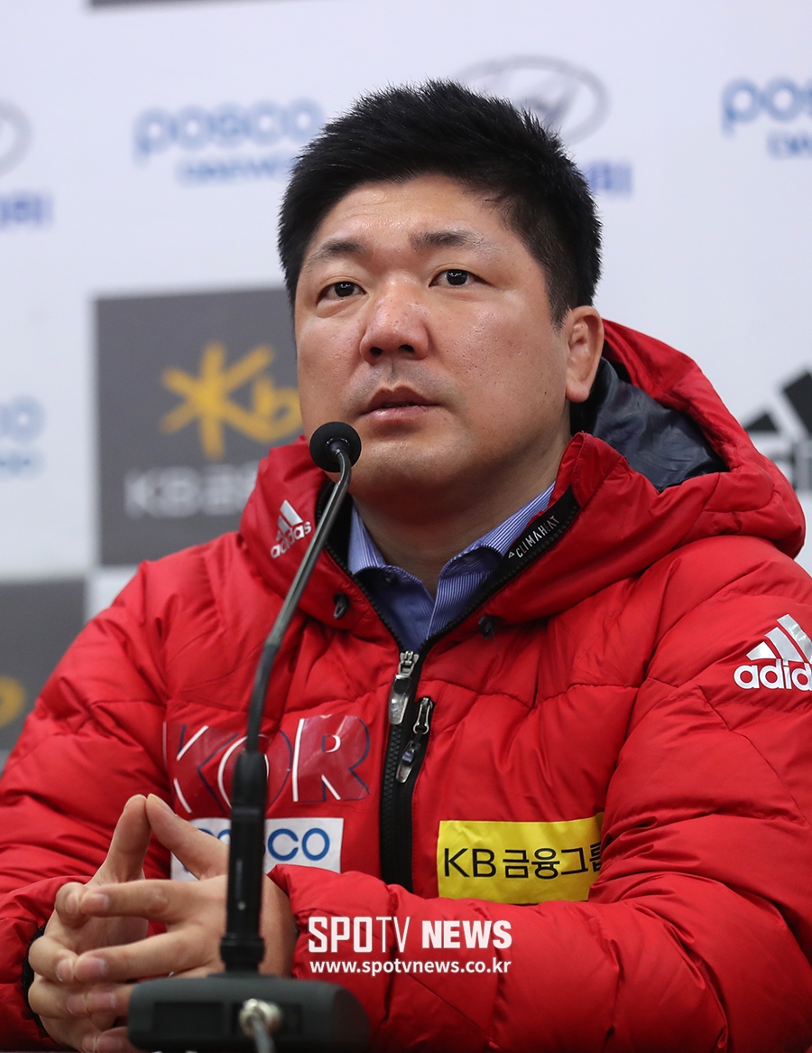 [포토S] 상비군 해산에 항의하는 이용 총감독