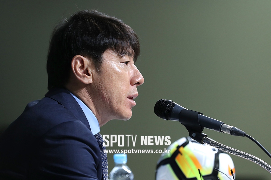 [포토S] 신태용 감독, 유럽파 총출동