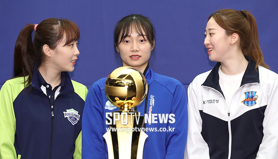 [포토S] 황민경-문정원-고예림, '무슨 포즈 할까?'