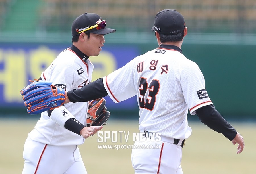 [포토S] 배영수, '괜찮아 하주석'