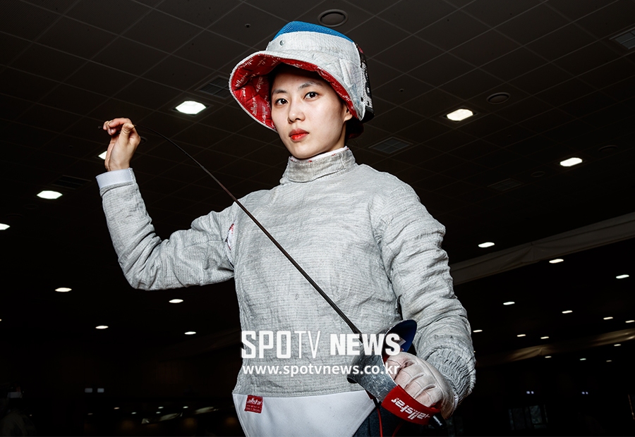 [포토S] 김지연, '승리를 노리며'