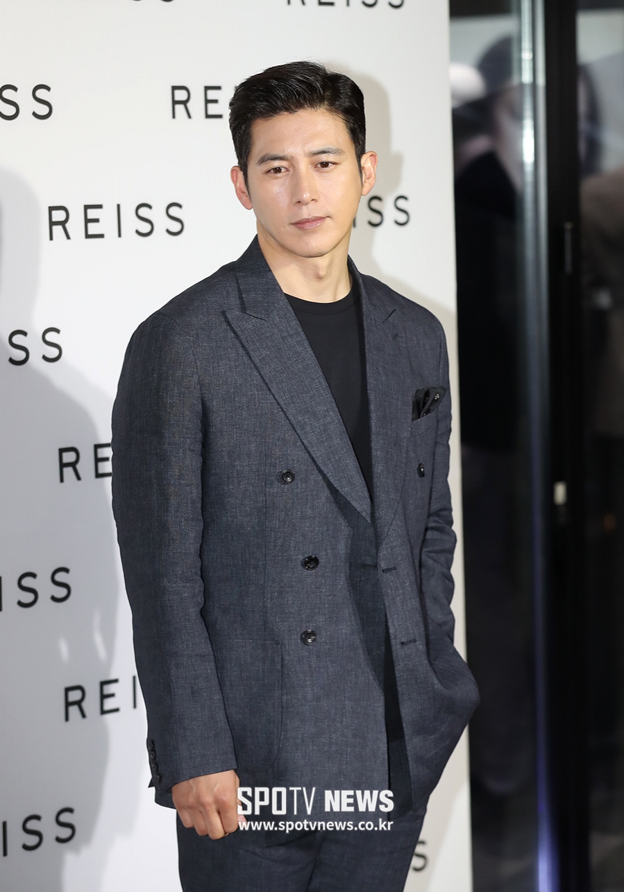 [포토S] 고수, 살아있는 조각상