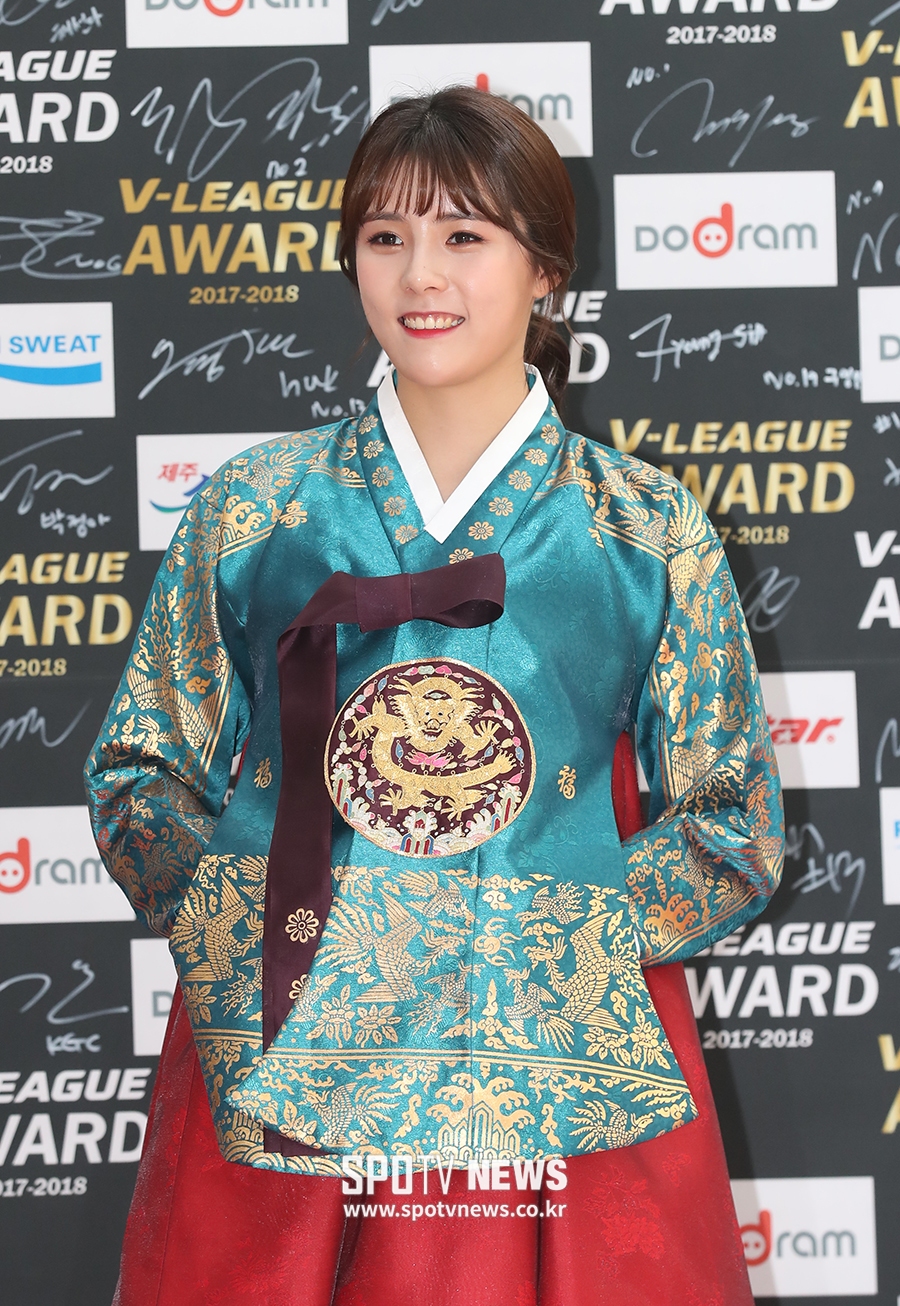[포토S] 이다영, 단아한 한복 자태