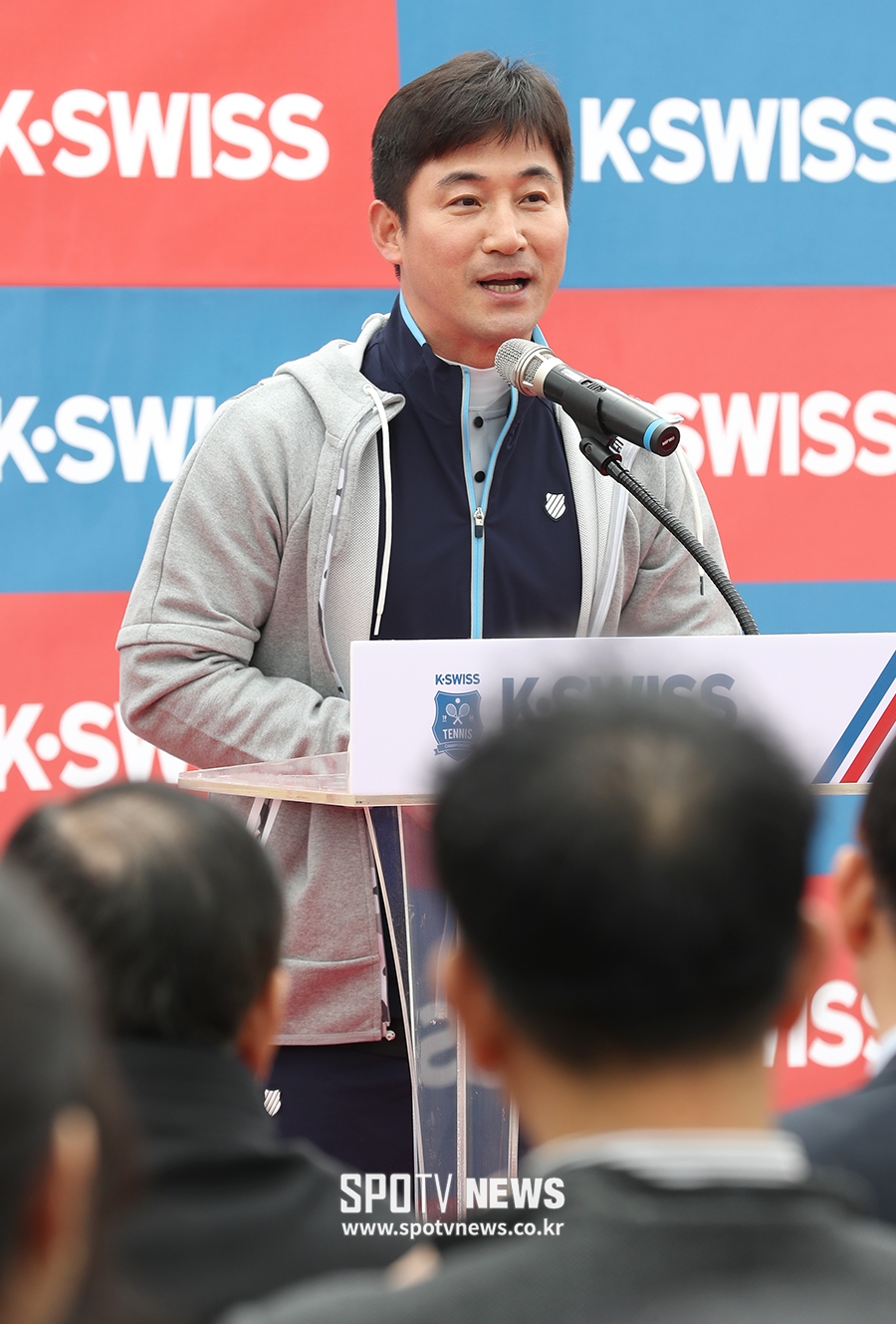 [포토S] 전노민, "테니스 시작한 지 5년 정도 됐어요"