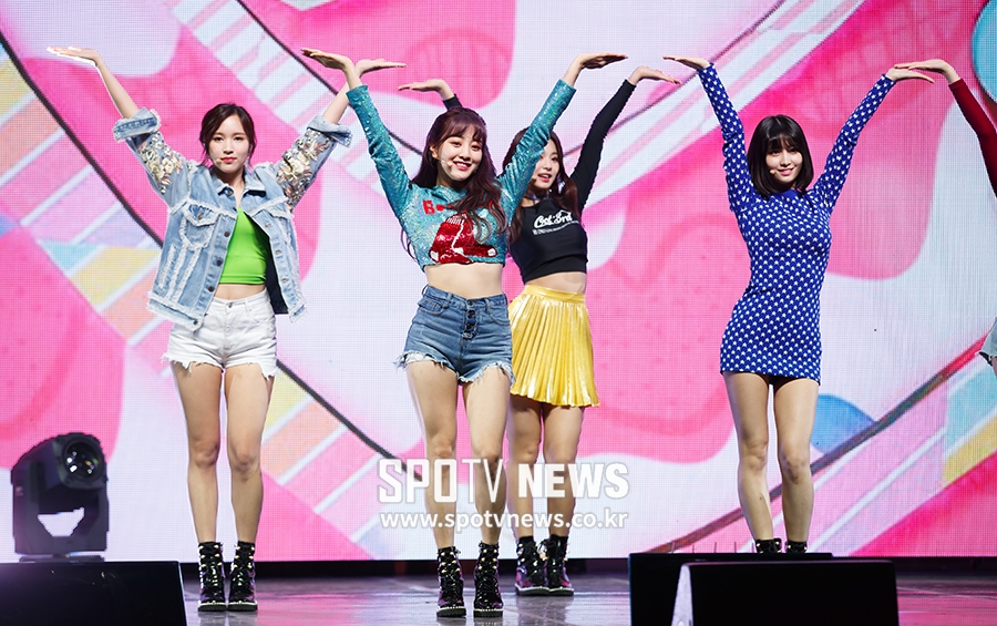 [포토S] 트와이스, 더 성숙해져 컴백