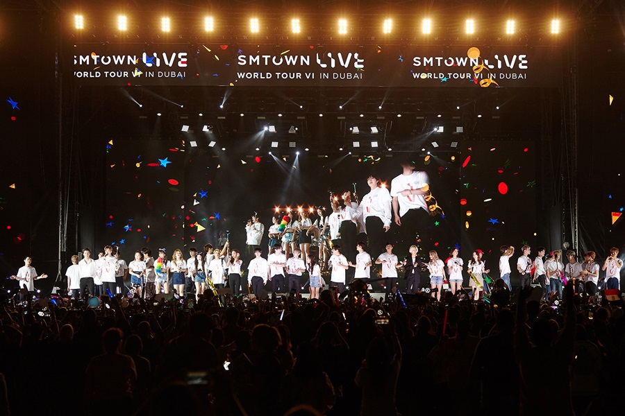 SM 두바이 콘서트, 현지 대서특필…"문화 축제의 장"