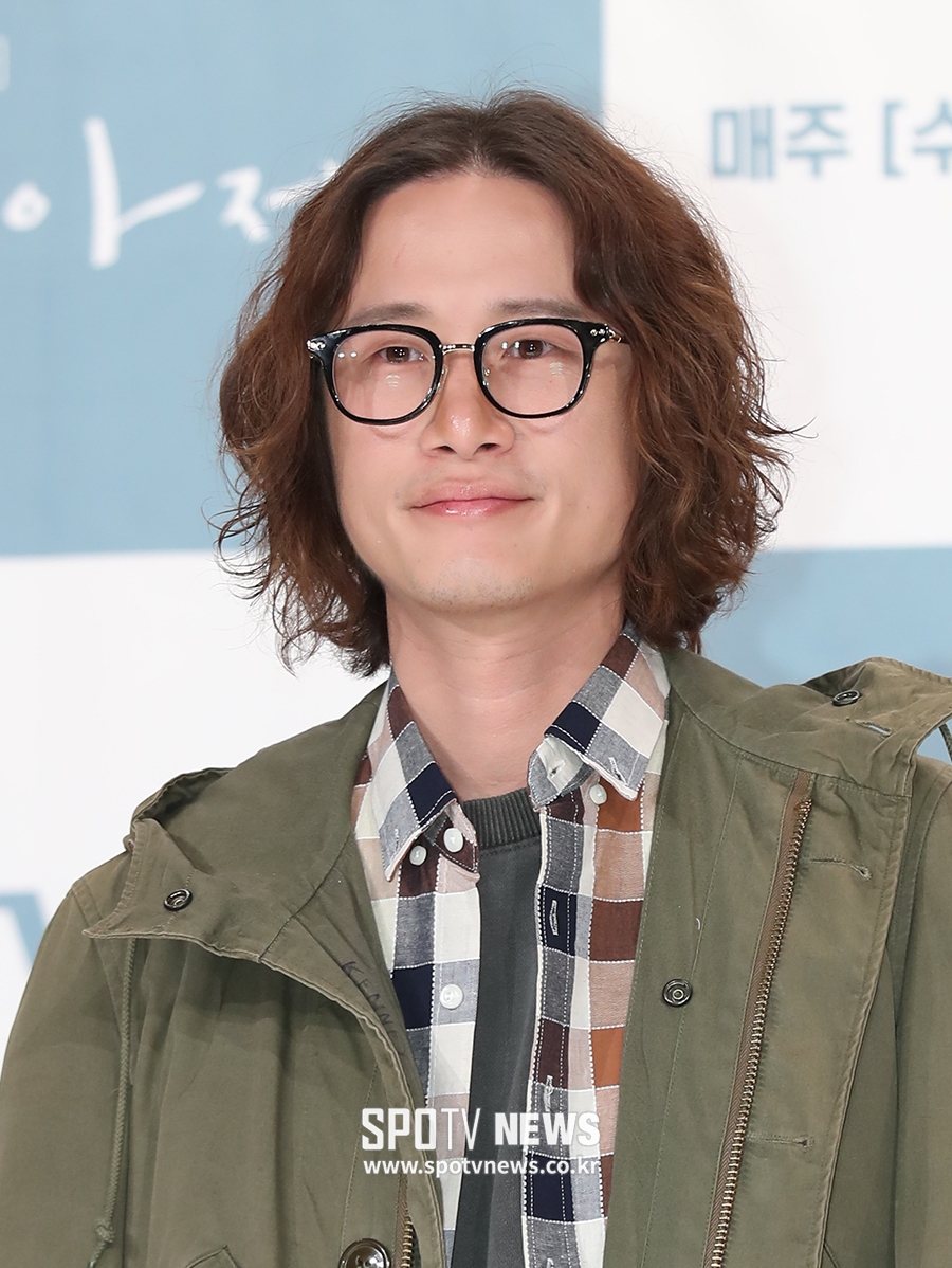 [포토S] 카메라 앞에 선 송새벽