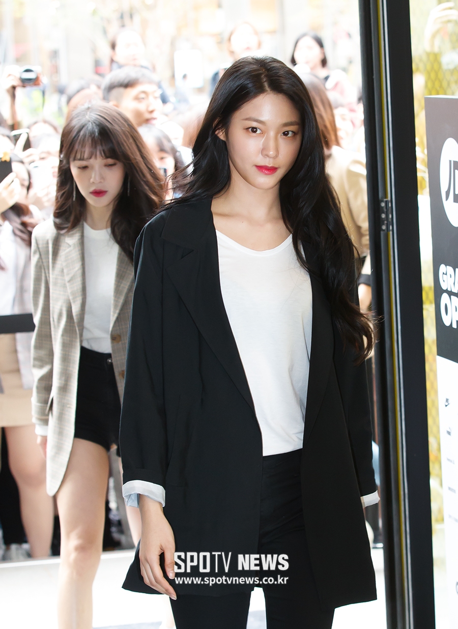 [포토S] 설현, '심쿵'하게 만드는 눈빛