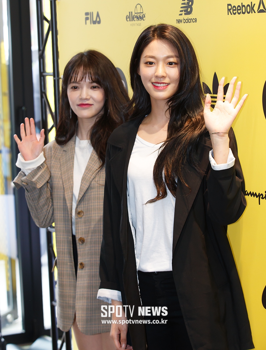 [포토S] 함께 포토월 오른 설현-지민