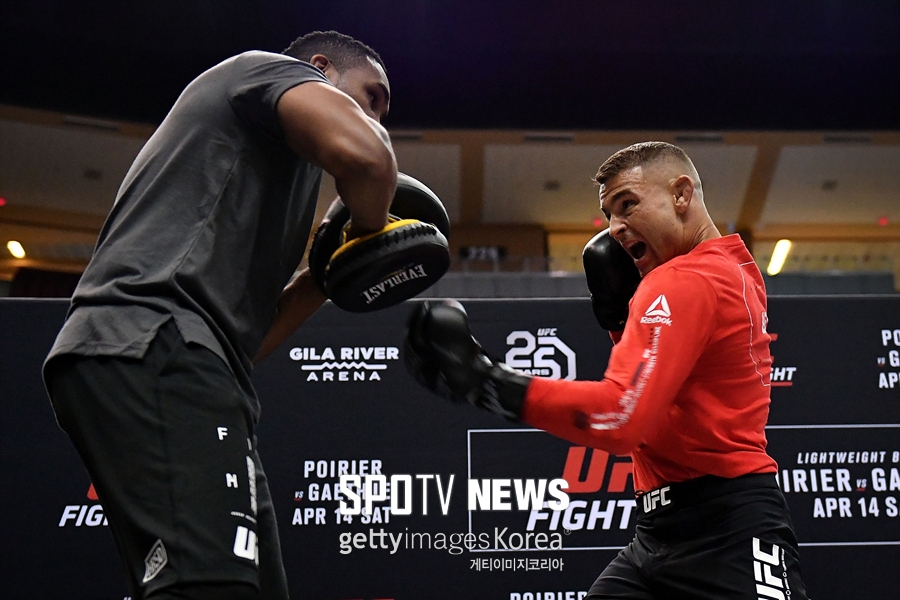 [UFC] 포이리에 vs 게이치, 15일 대결…명승부 보너스 예약