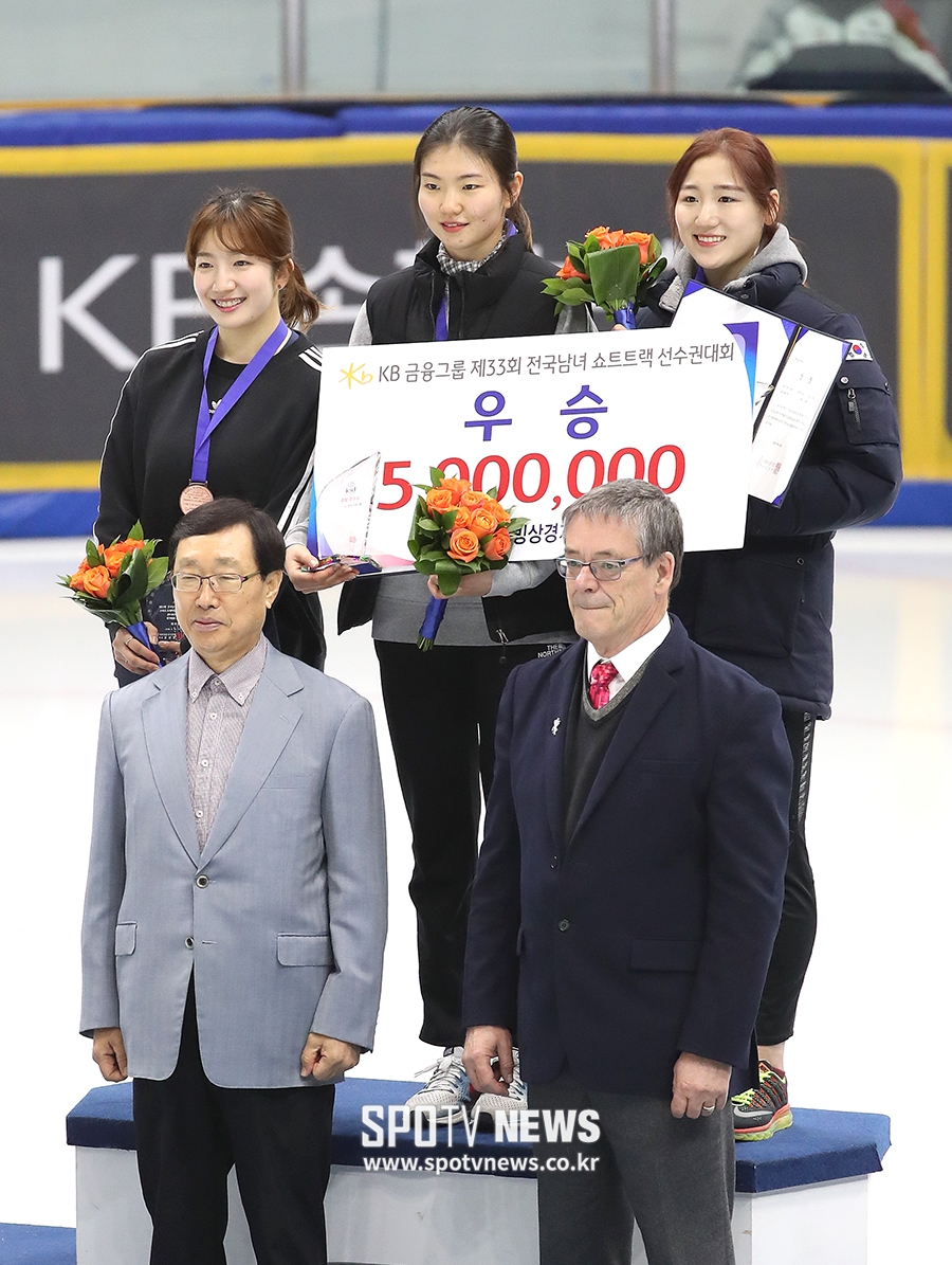 [포토S] 노아름-심석희-노도희, 기념 촬영 찰칵!