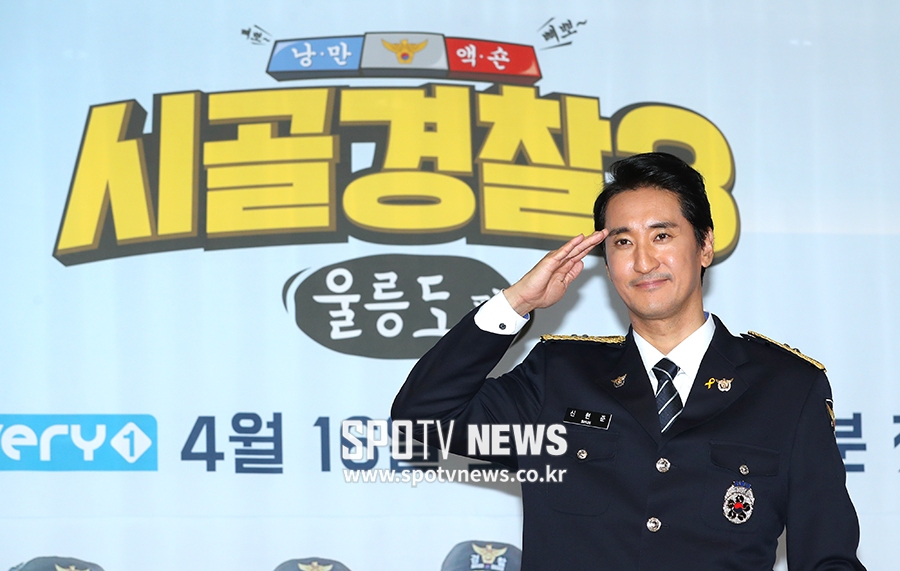 [포토S] 포즈 취하는 신현준