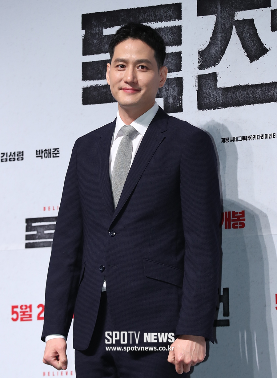 [포토S] 포즈 취하는 배우 박해준