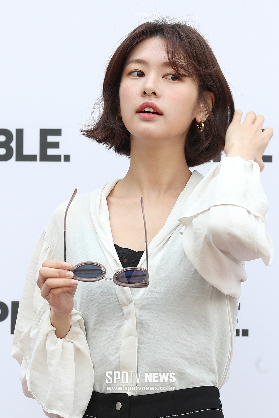 [포토S] 정소민, 백옥 피부 반짝~