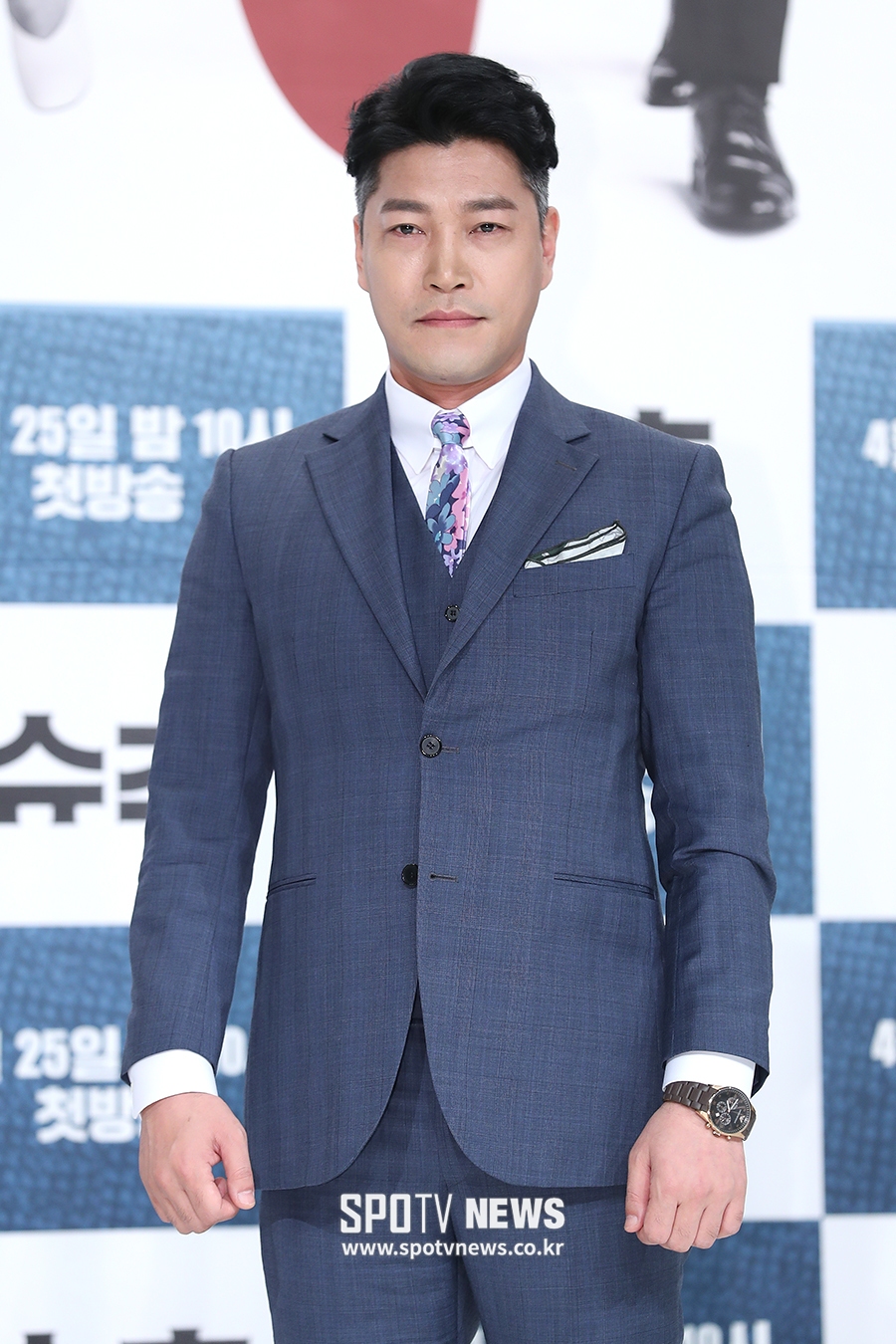 [포토S] 포즈 취하는 배우 최귀화