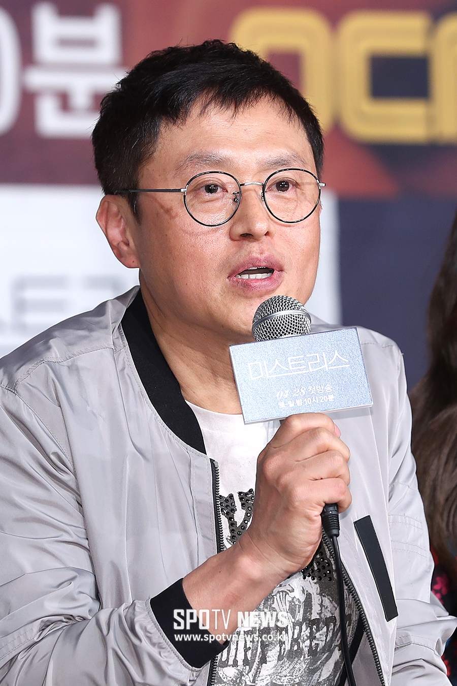 [포토S] 인사말 하는 한지승 감독