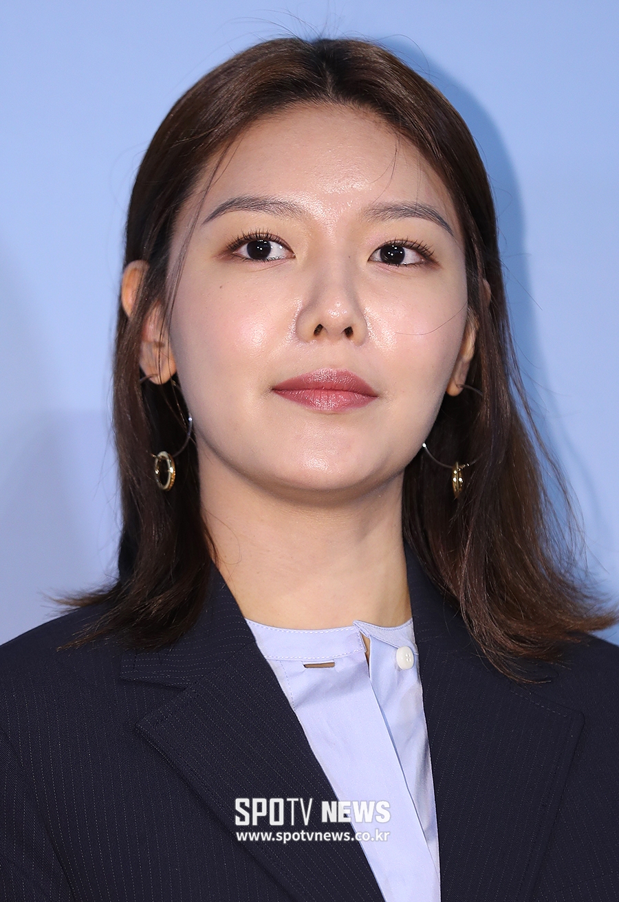 [포토S] 소녀시대 수영, 모공 안보이는 꿀피부