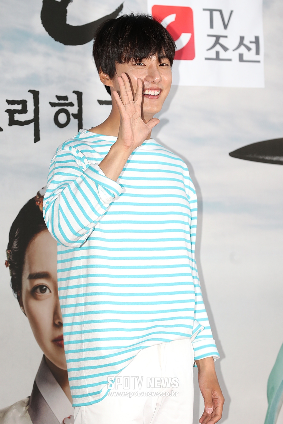 [포토S] 윤시윤, '시청률 5% 공약 지키러 왔어요!'