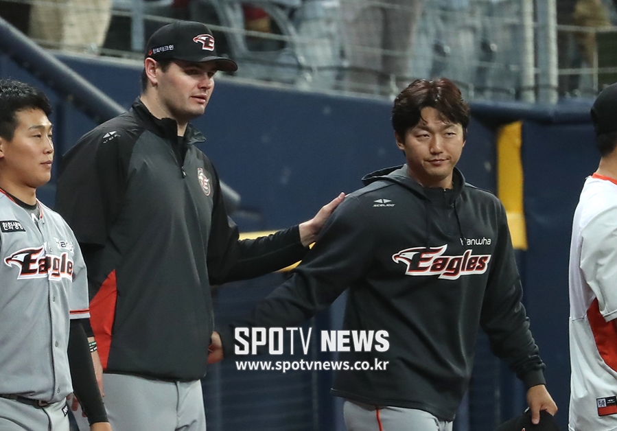 [포토S] 휠러, '안영명, 홀드 고마워'