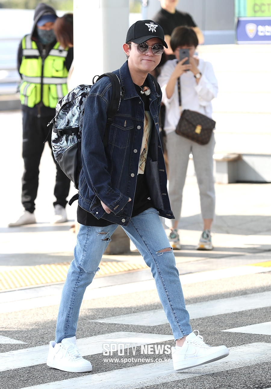 [포토S] 토니안, 1세대 아이돌의 공항 패션