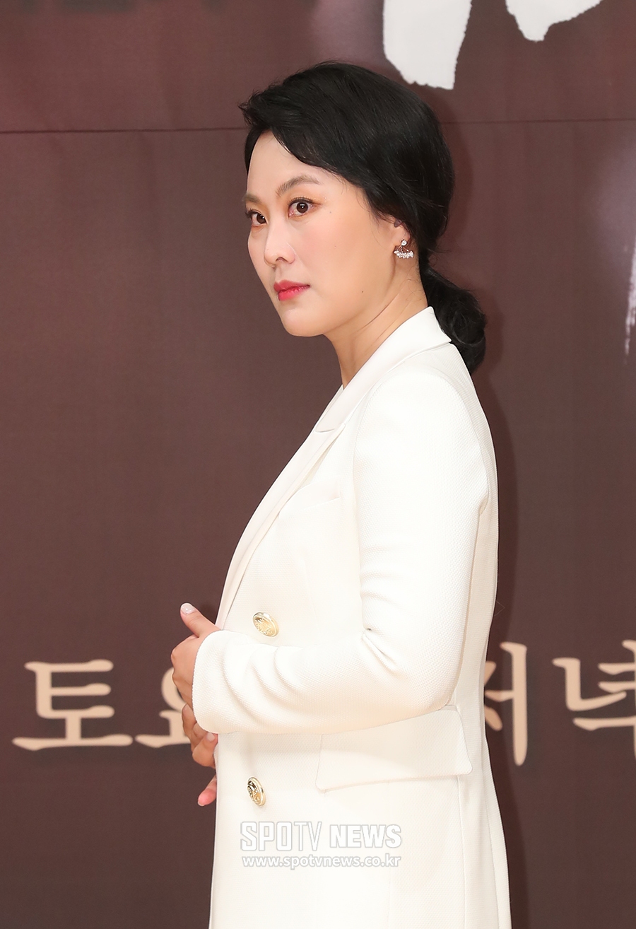 [포토S] 김재화, 카리스마 느껴지는 눈빛