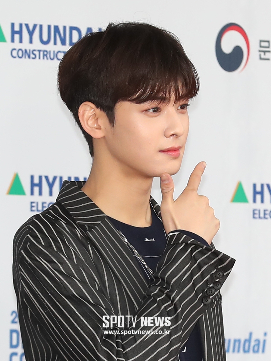 [포토S] 아스트로 차은우, 결점 없는 얼굴