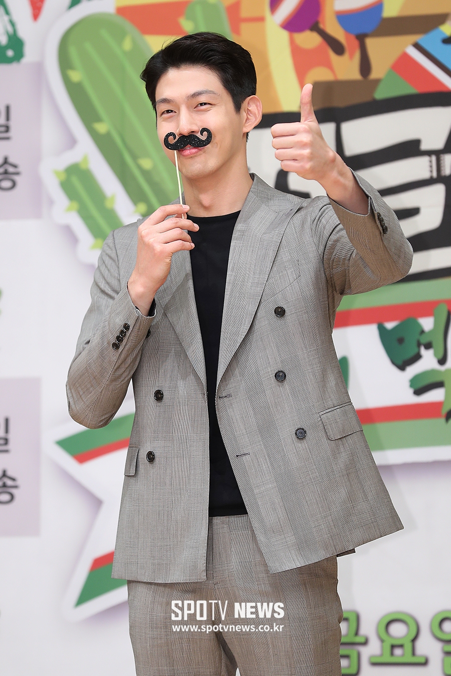 [포토S] 최정원, '멕시코 다녀왔어요'