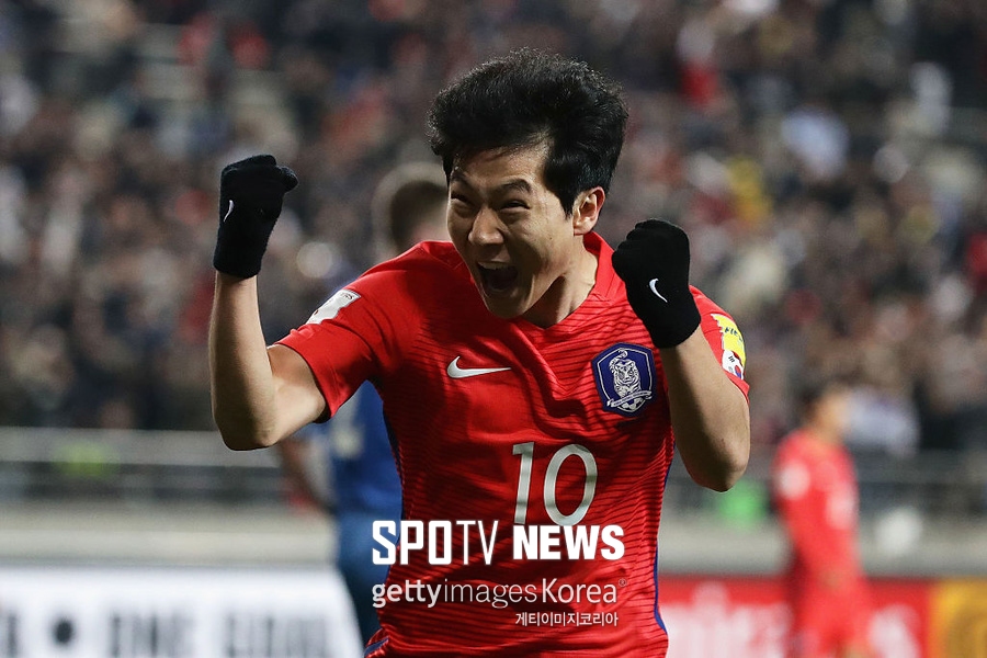 남태희, 카타르 국내 3관왕 달성…역대 최고의 시즌