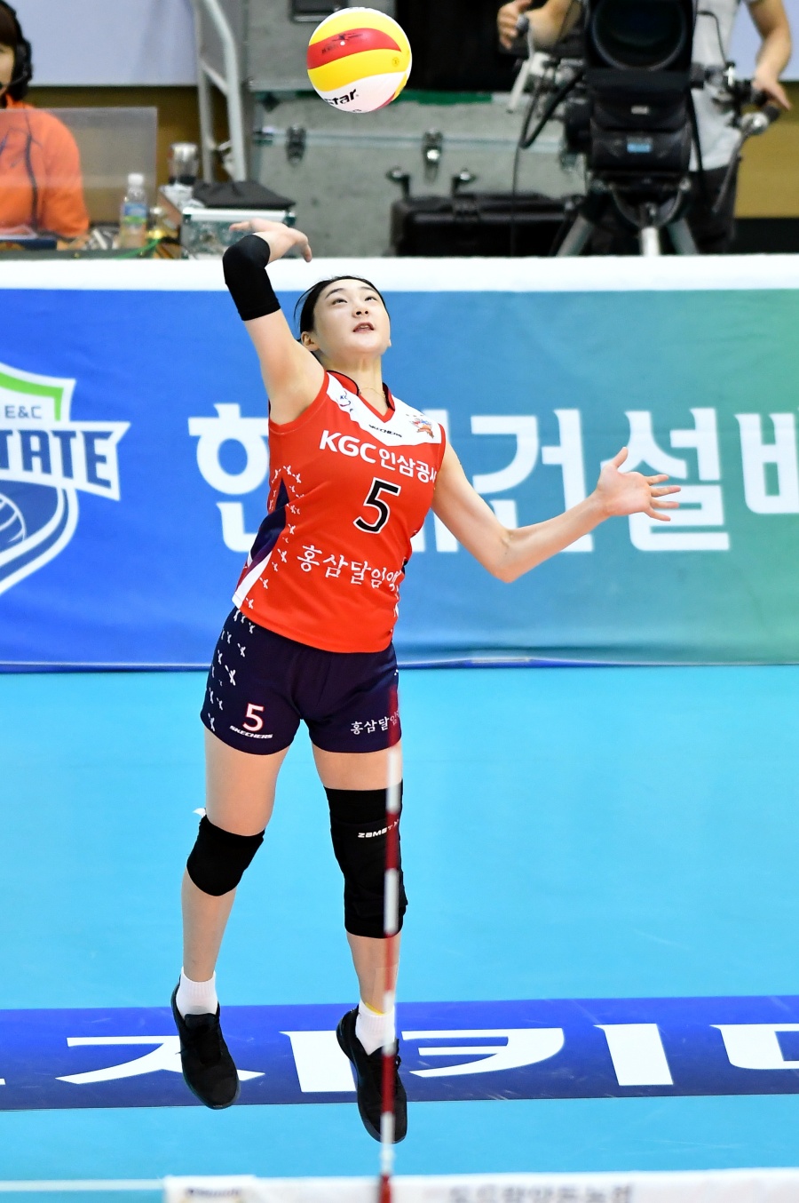 시은미 은퇴…女 배구 FA 협상 마감