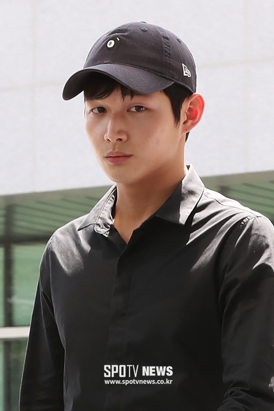 [포토S] 출두하는 이서원, 불안한 눈빛
