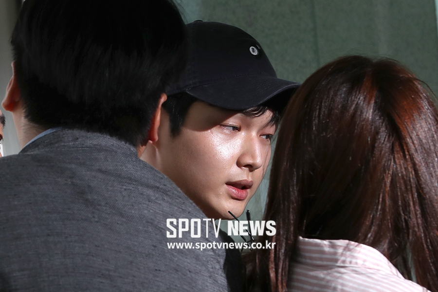 [포토S] 이서원, 검찰청 출두 '침묵 일관'