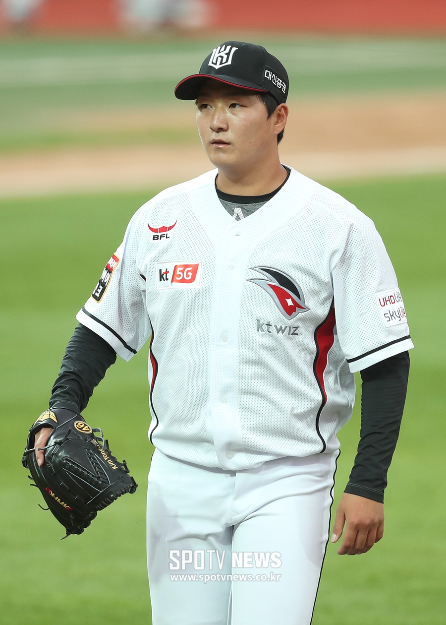 [포토S] 김용주, '너무 긴장했나'