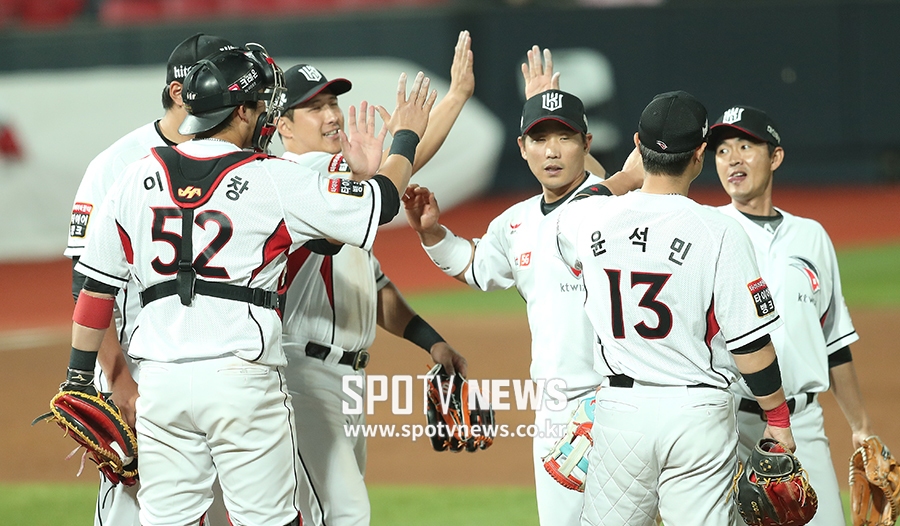 [포토S] '타선 대폭발' KT, LG에 13-7 대승!