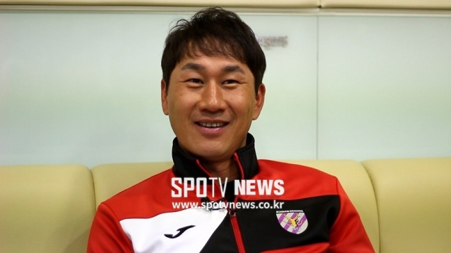[로드 투 러시아 D-15] '경험 끝판왕' 유상철 "해외 두 차례 평가전, 그게 곧 월드컵 성적"