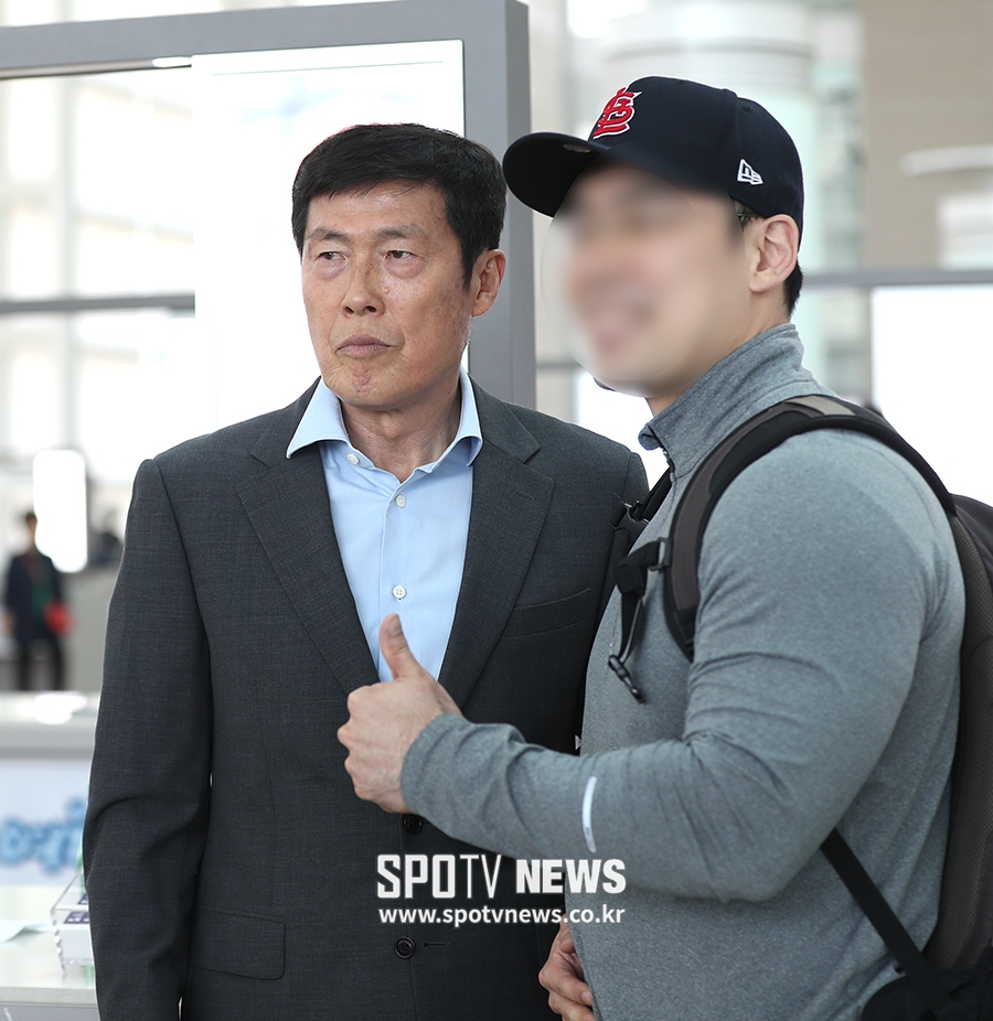 [포토S] 차범근 전 감독, 팬과 기념 촬영